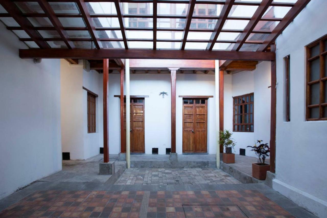 Casa Lunaloma - Boutique Apartments Кіто Екстер'єр фото